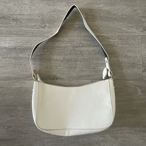 White shoulder bag